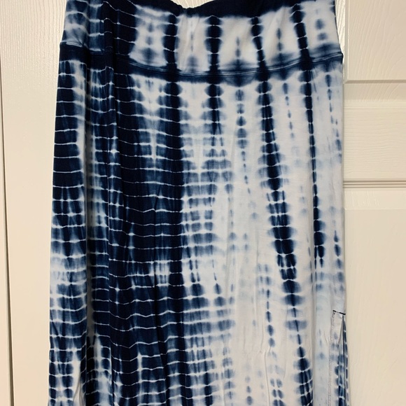 Athleta Maxi Skirt Size Large (L) Navy & White Tie Dye/Shibori Print - Picture 6 of 11